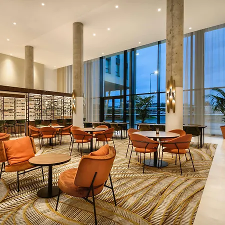 Отель Hyatt Place Paris Charles De Gaulle Airport